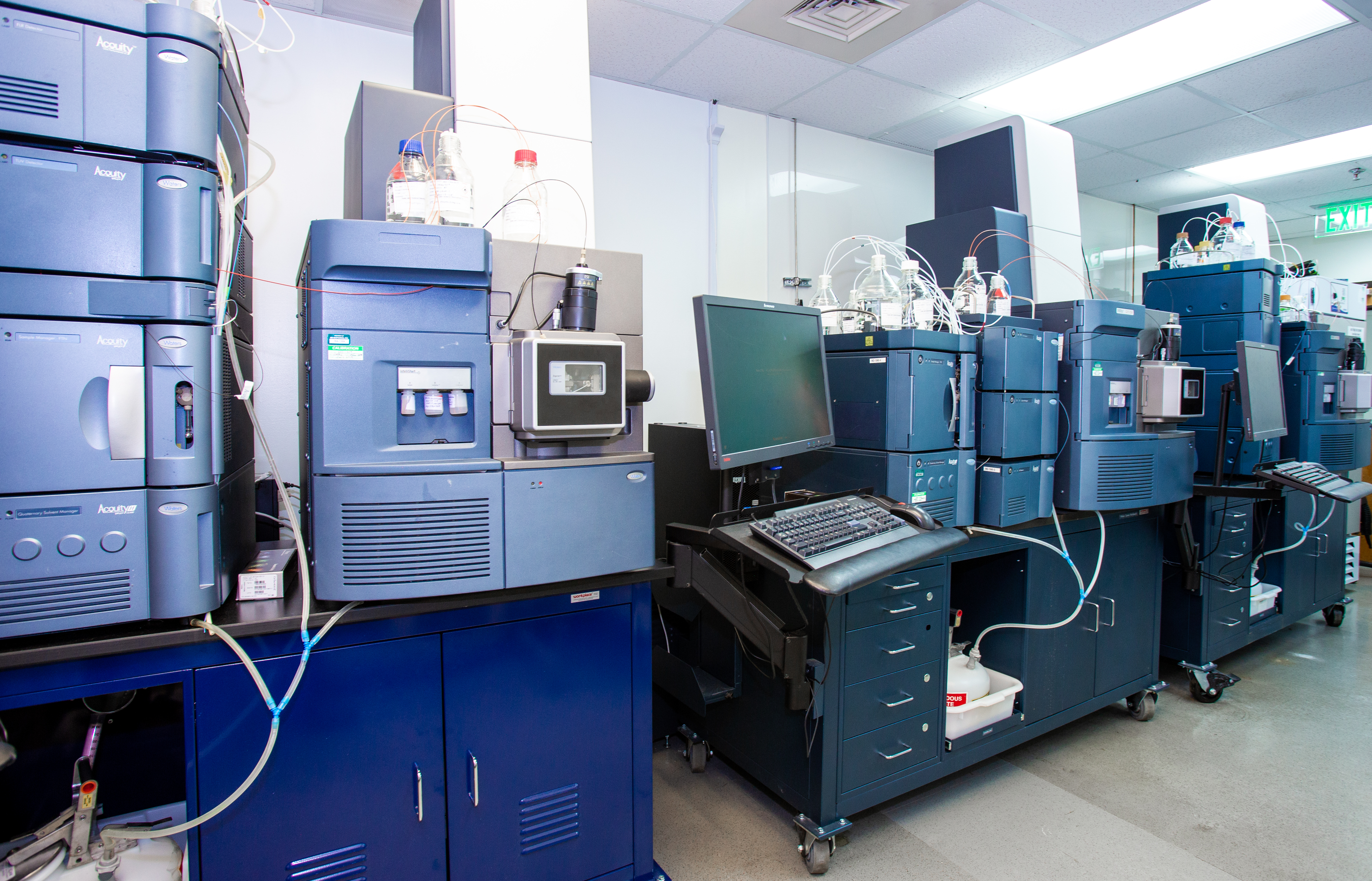 mass spec mass finder